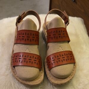Earth Spirit Stylish Tan Womans Sandals